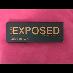 Pure Exposed Crown Eyeshadow Palette